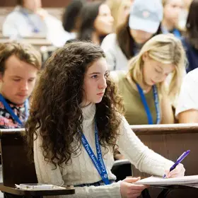 Student taking notes (Photo: Sirin Samman)